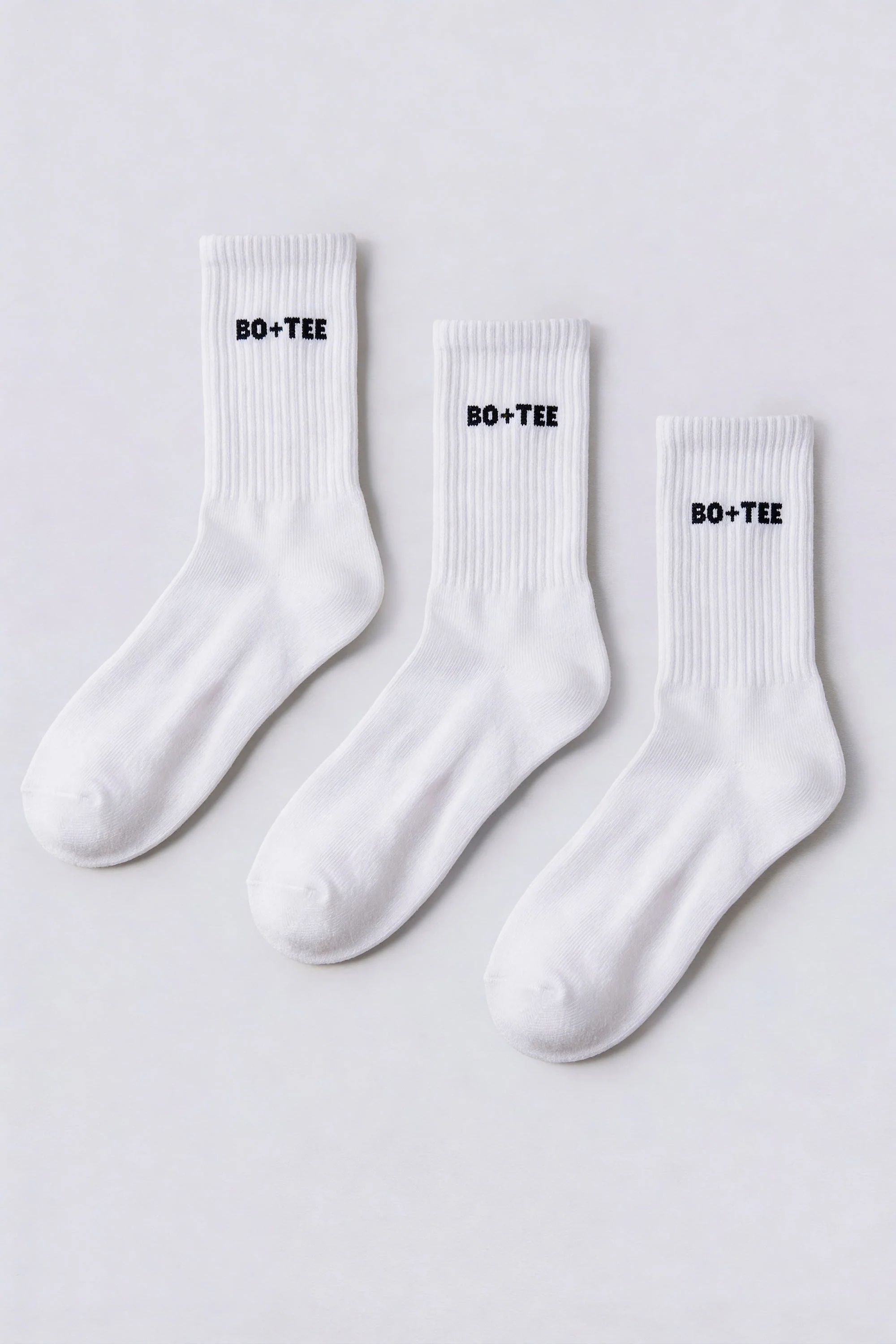 Minimalist Ribbed Half-Crew 3-Pack Socks in White Fast
