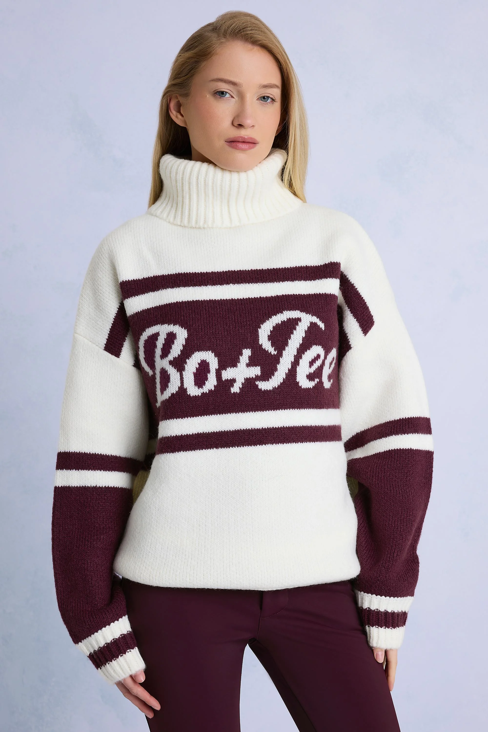 Recyclable Knit Turtleneck Oversized Jumper in Burgundy Breathable
