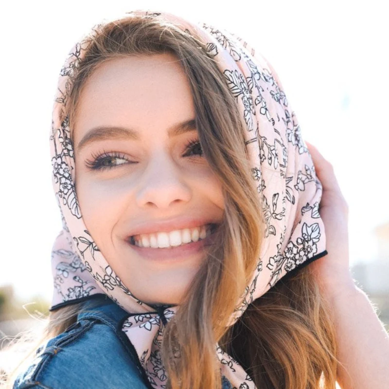 Fashionable Floral Print Scarf Premium Material