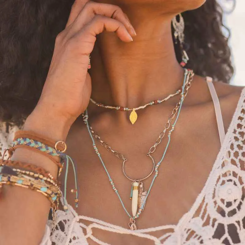 Healthy Tusk Arrow Necklace Prestigious