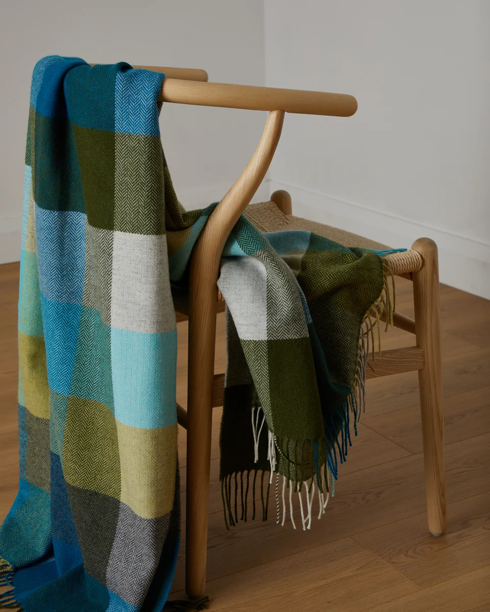 Efficient Foxford Neale Lambswool Throw Refined