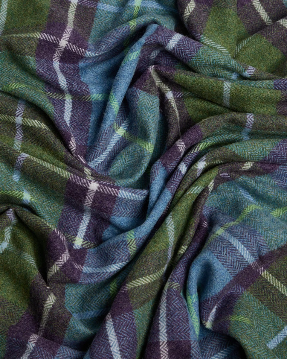 Premium Material Foxford Connemara Lambswool Comfort Throw Functional