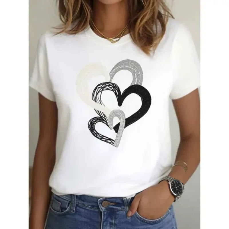 World-Class White Heart Print T-Shirt with Black Gray and White Design Top-Quality