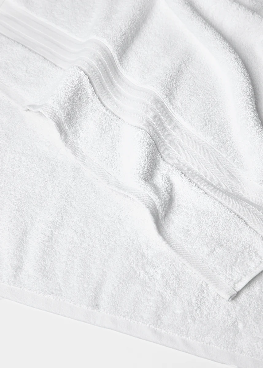 First-Class Foxford Luxury Cotton Bath Sheet – White Green