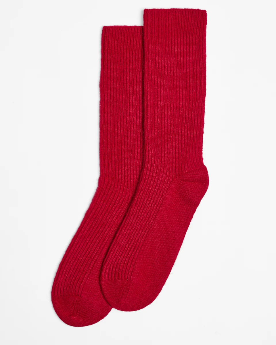 Modern Foxford Red Bed Socks Clean