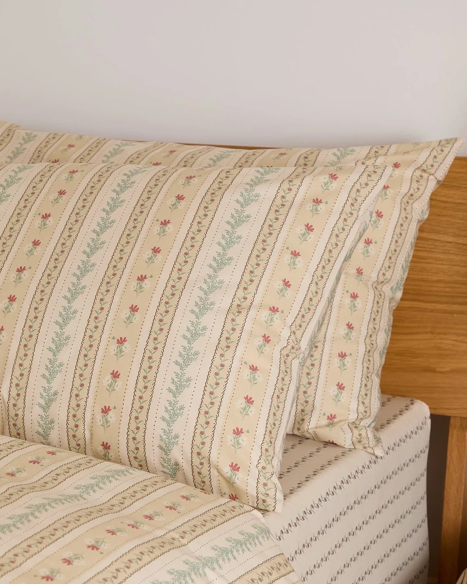 Effective Foxford Rose Pillowcase Set Modern