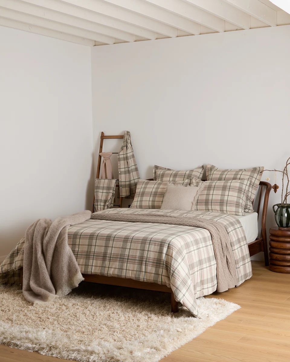 Secure Foxford Eve Tartan Flannel Duvet Set Solid