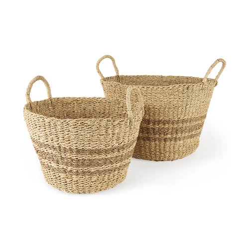 Effective Vance 17.7L x 17.7W x 11.8H Light Brown Palm Leaf and Seagrass Round Basket W Handles Classic