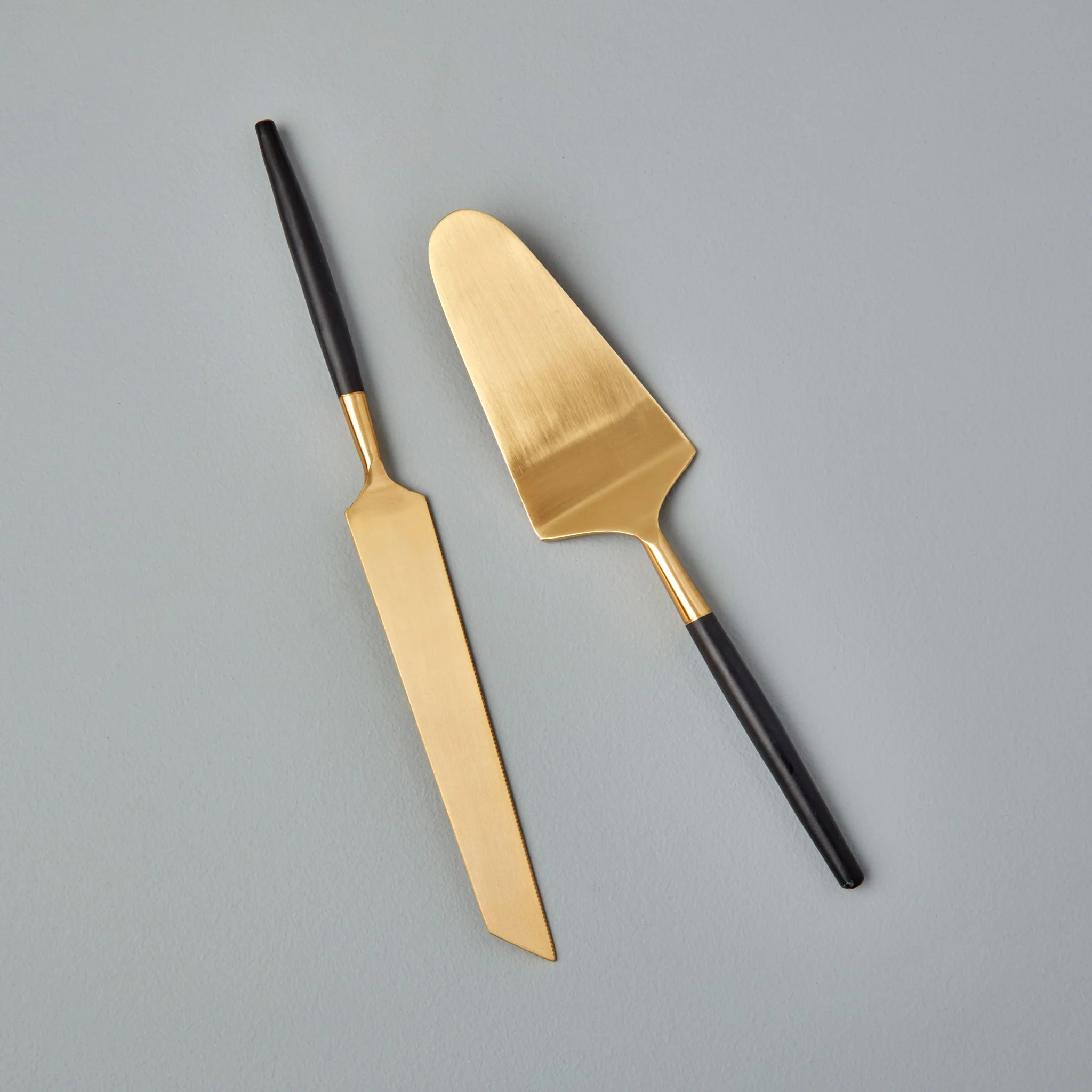 Crafted Black Gold Cake Lift Knife Set Lightweight
