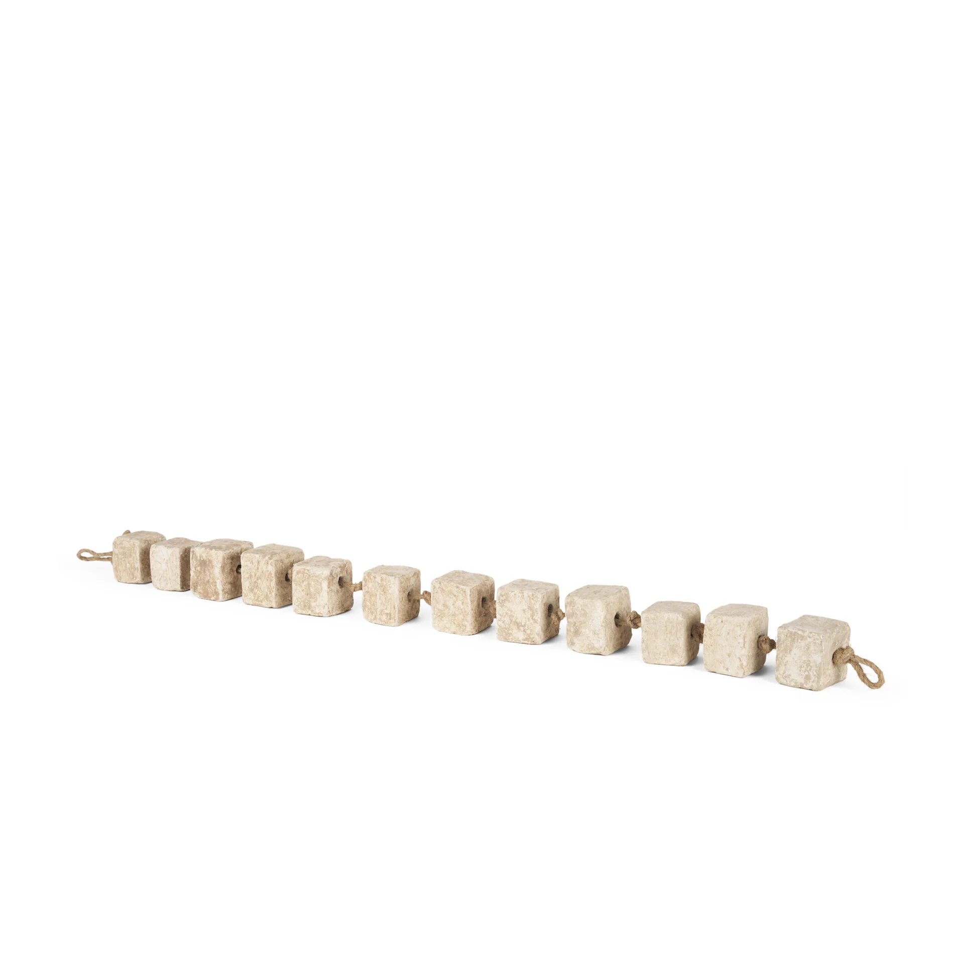 Stylish Mala Beige Paper Mache Cube Garland Excellent