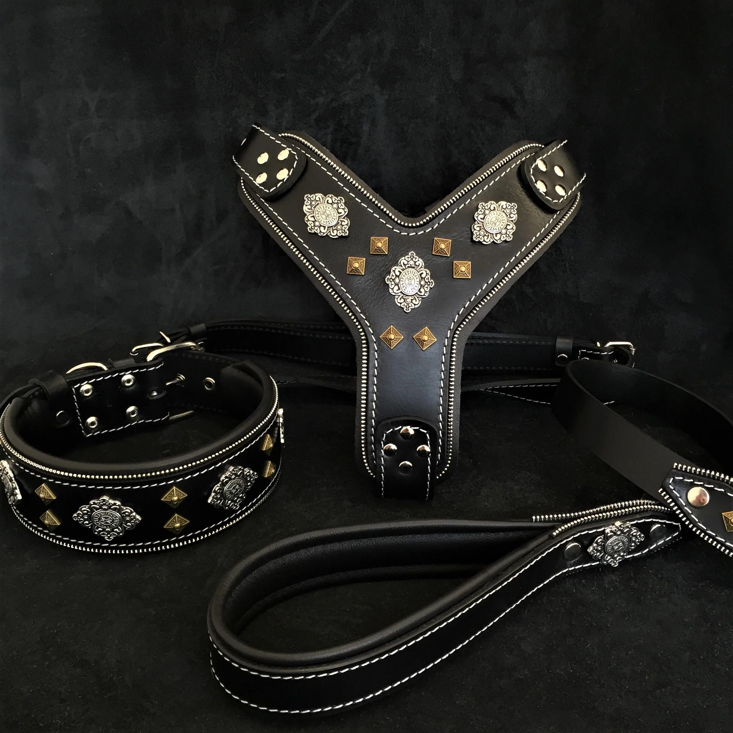 High-Grade AZTEC BIG dog SET – Harness – collar – lead. Black User-Friendly