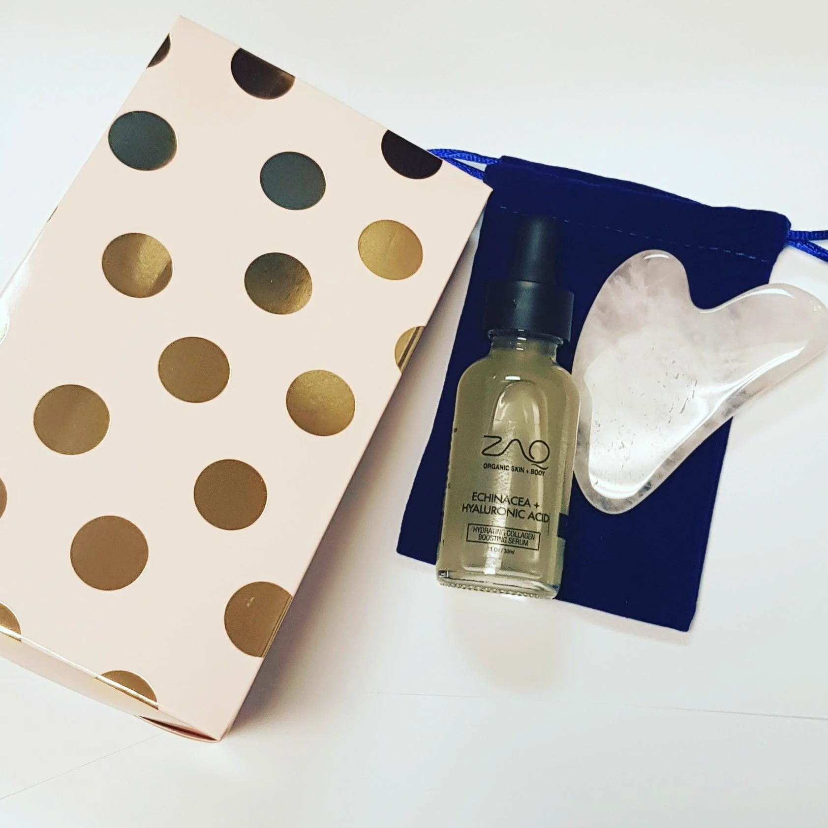 Dependable Set de suero hidratante potenciador de colágeno Gua Sha de cuarzo rosa Original Design