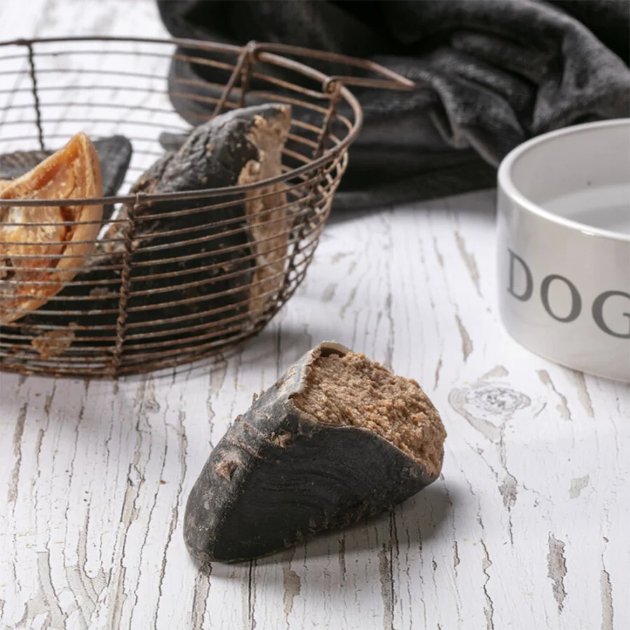 Sophisticated Hollings Filled Hooves Dog Treats 25 Pack Dependable
